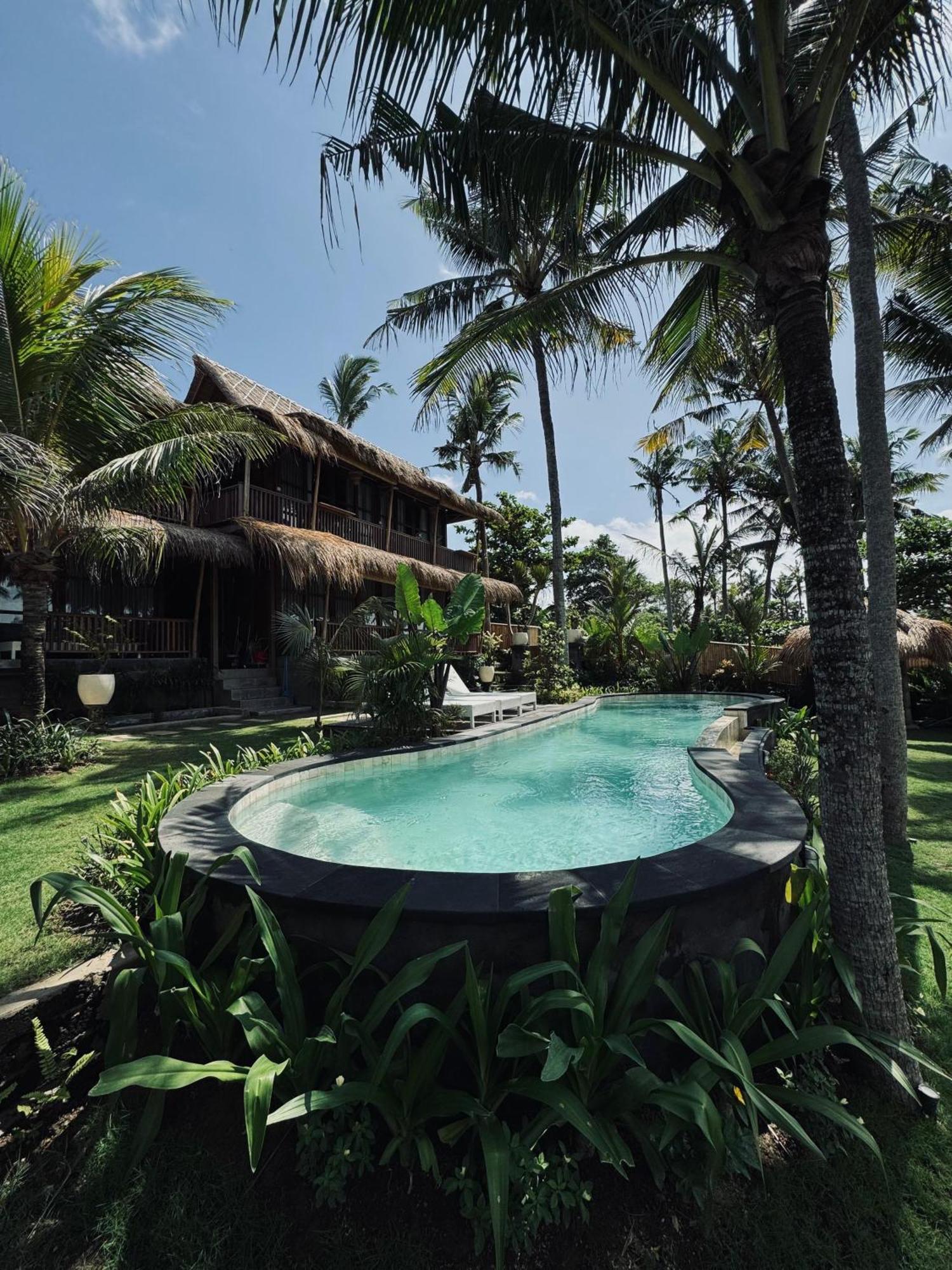 Uma Pantai Seseh Hotel Canggu Exterior foto
